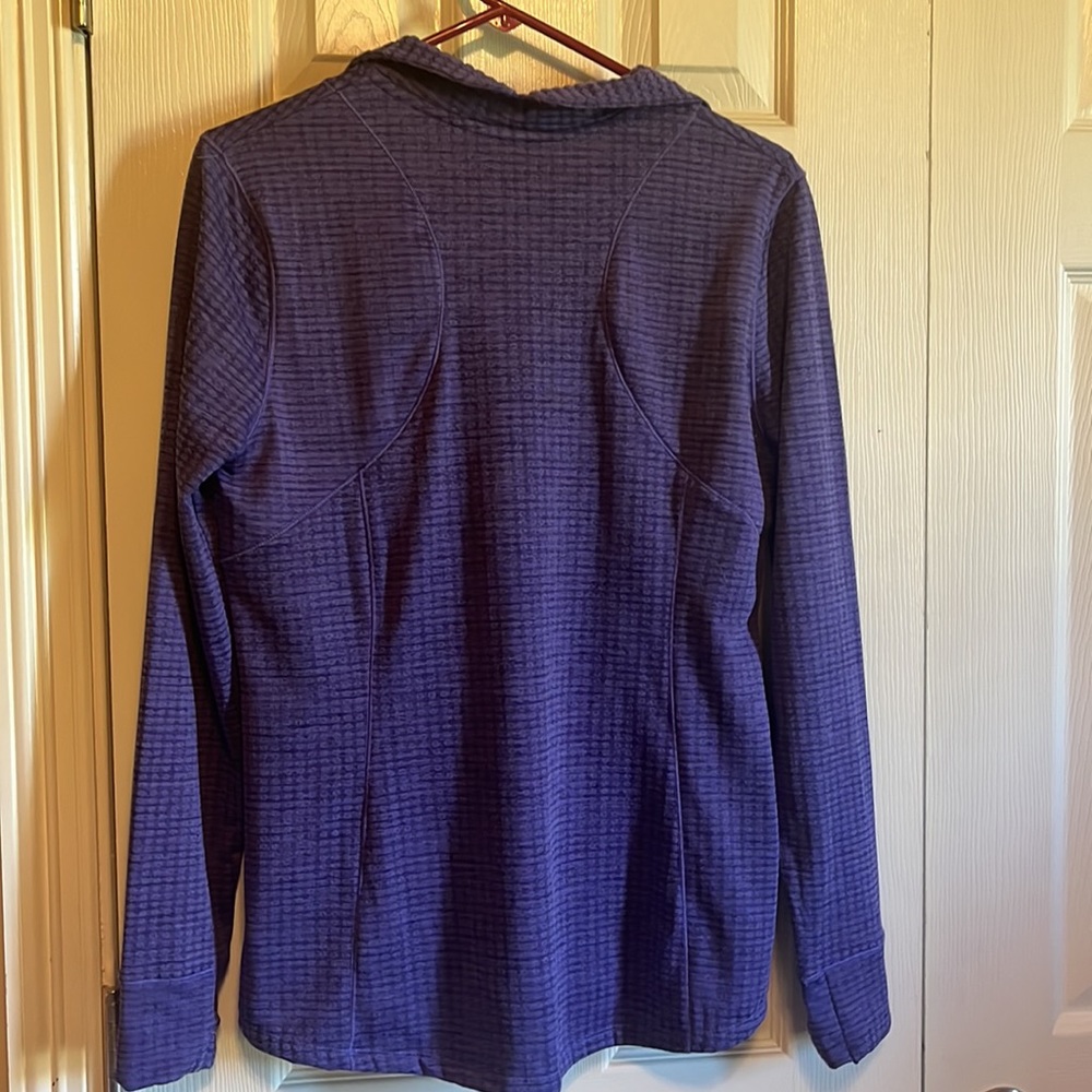 Pullover - Picture 2 of 3